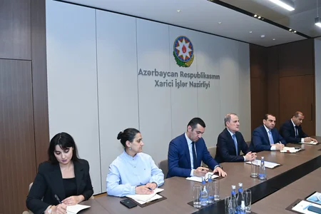 Ceyhun Bayramov Bağdad Amreyevin rəhbərlik etdiyi nümayəndə heyətini qəbul edib