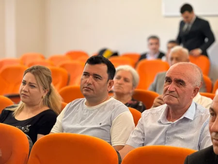 Xankəndi sakinləri sosial müdafiə tədbirləri və mina təhlükəsi ilə bağlı maarifləndirilib