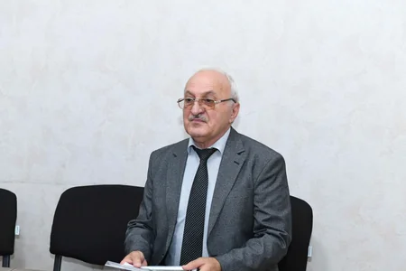 Rövşən Rzayev vətəndaş qəbulu keçirib