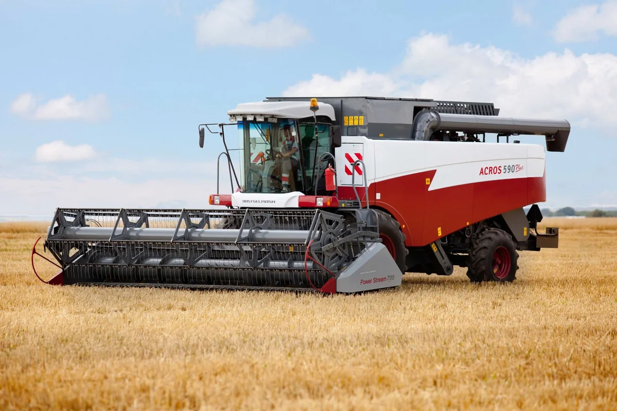 Azerbaijan to renew combine fleet with 571 new machines