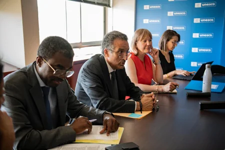 Azərbaycanın mədəniyyət siyasəti prioritetləri UNESCO rəsmisi ilə görüşdə təqdim edilib