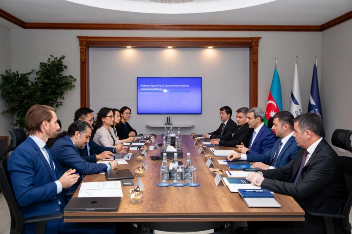 Azerbaijan Railways, AIIB discuss regional connectivity