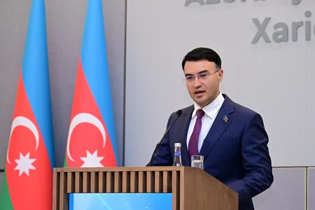 Bakıda dövlət xidmətlərinin səmərəliliyi və insan hüquqları ilə bağlı müzakirələr aparılıb