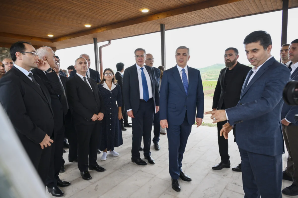 Xocalıda salınmış intensiv bağçılıq təsərrüfatları ilə tanışlıq olub