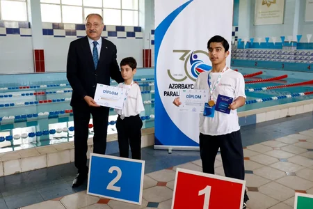 Azərbaycanda ilk dəfə paraüzgüçülük üzrə ölkə çempionatı keçirilib