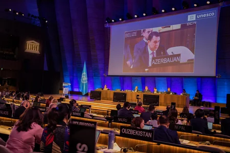 UNESCO sessiyasında Azərbaycanın qeyri-maddi irsin qorunması sahəsindəki fəaliyyəti təqdim olunub