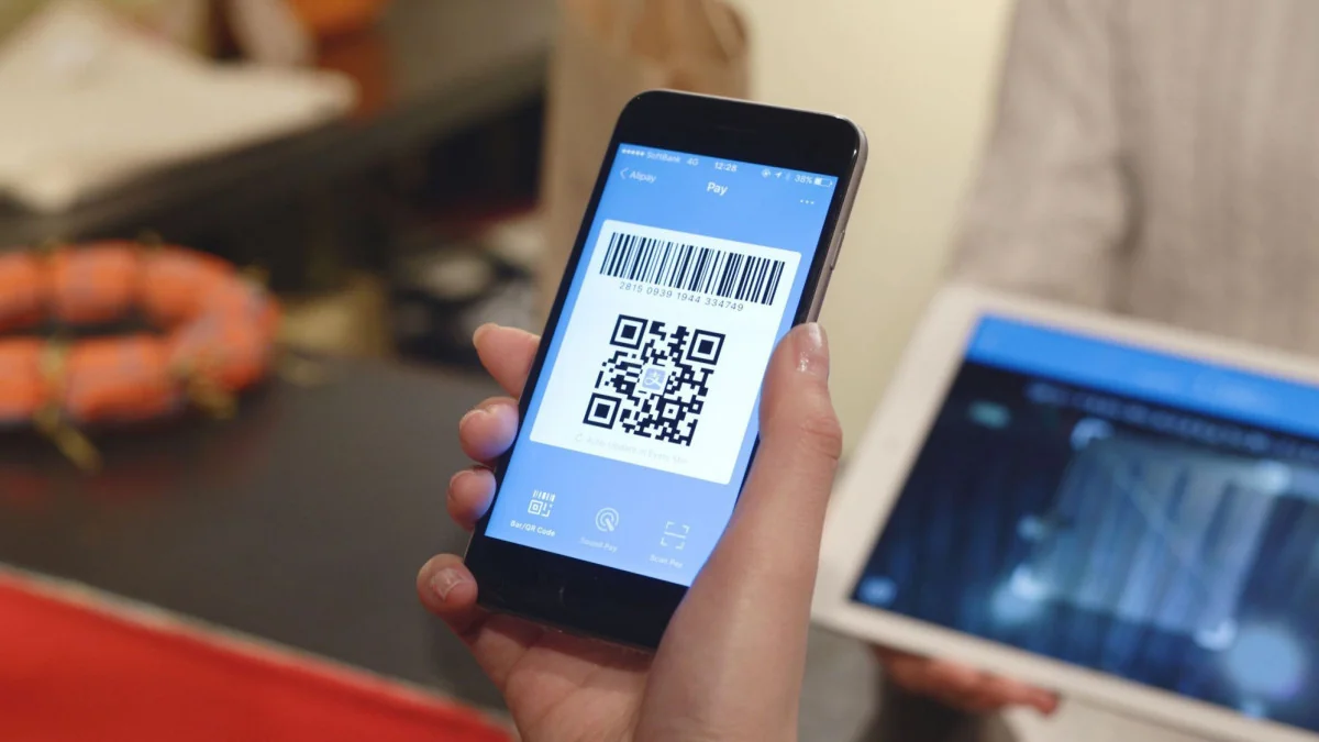В Казахстане с 18 июля заработает единый QR-код для оплаты покупок