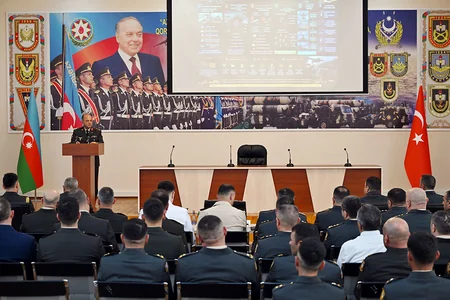 Azərbaycan və Türkiyə müharibə zamanı qidalanma və su təchizatı mövzusunda müzakirə aparılıb
