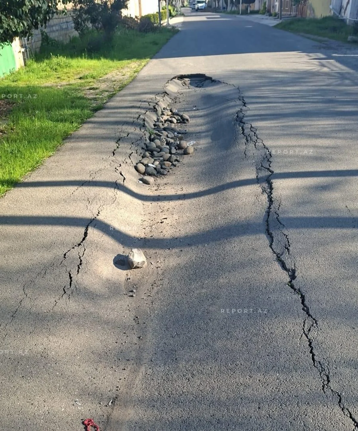 Cəlilabadda bir hissəsi çökən yol təmir olunub