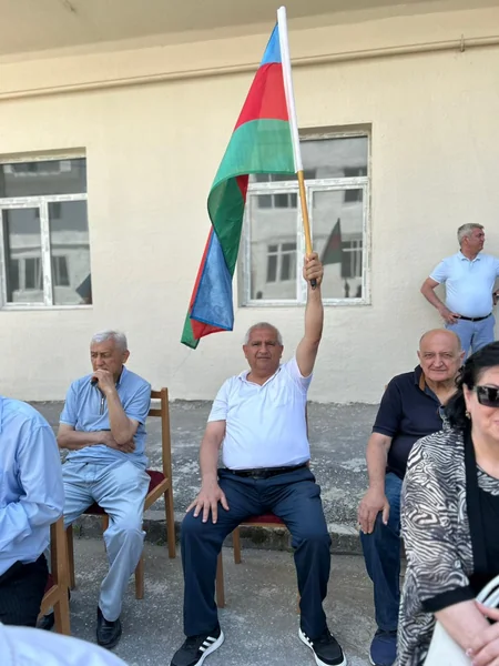 Köç karvanı Xankəndi şəhərinə çatıb, açarlar təqdim edilib - YENİLƏNİB-2