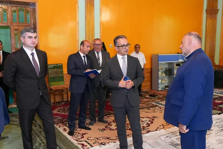 Ramin Məmmədov Lerik şəhər Cümə məscidini ziyarət edib