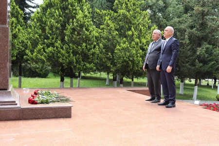 Zaur Mikayılov Zaqatalada vətəndaşlarla görüşüb