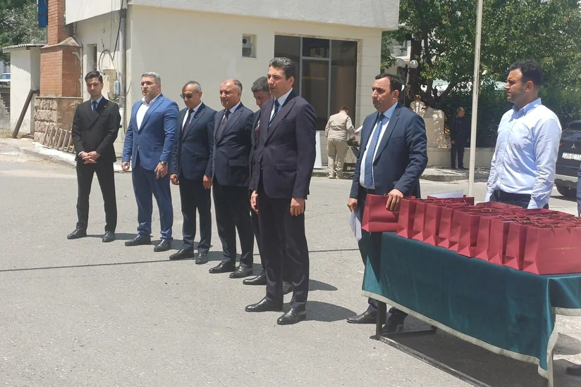 Köç karvanı Xankəndi şəhərinə çatıb, açarlar təqdim edilib - YENİLƏNİB-2