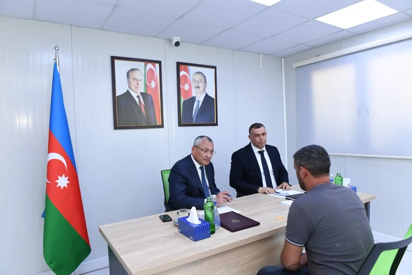 Rövşən Rzayev Kəlbəcərdə vətəndaşları qəbul edib