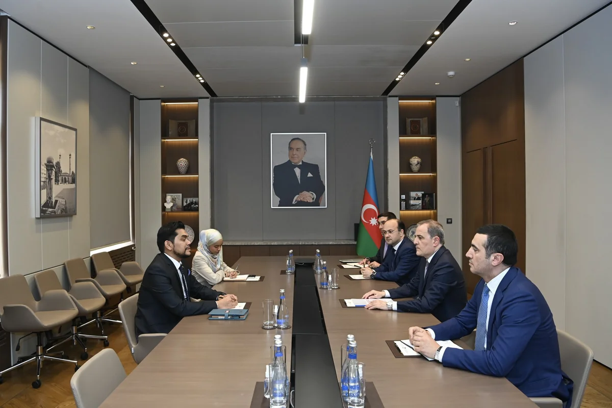 Jeyhun Bayramov meets with outgoing Malaysian ambassador