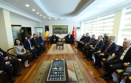 Ərdoğan Nikuşor Dan ilə regional məsələləri müzakirə edib