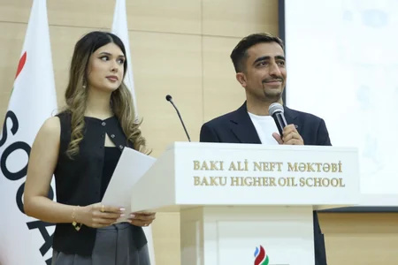 Bakı Ali Neft Məktəbində Beynəlxalq Robot Olimpiadasının açılış mərasimi keçirilib