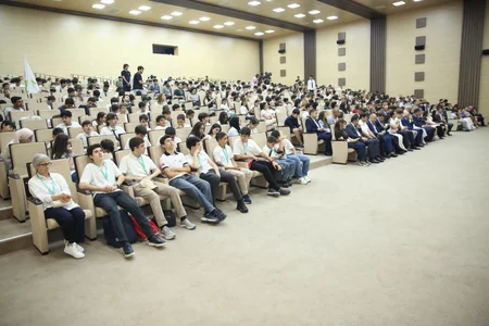 Bakı Ali Neft Məktəbində Beynəlxalq Robot Olimpiadasının açılış mərasimi keçirilib