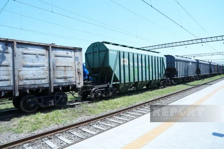 Azerbaijan continues fuel exports, transit shipments to Armenia