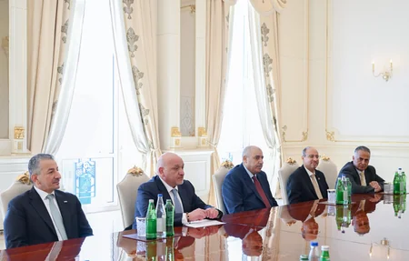 Prezident İordaniyanın Nümayəndələr Palatasının nümayəndə heyətini qəbul edib