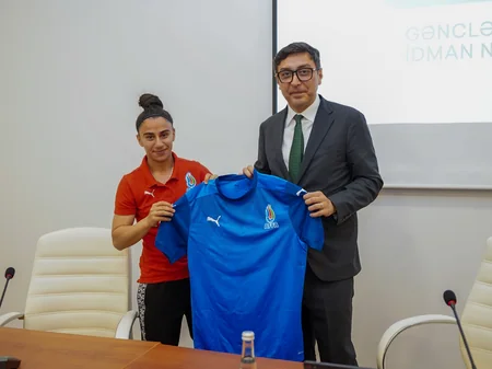Fərid Qayıbov qadınlardan ibarət futbol millisinin çıxışını yüksək qiymətləndirib