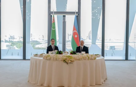 İlham Əliyevin adından Türkmənistan Prezidentinin şərəfinə dövlət ziyafəti verilib