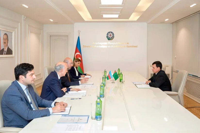 Azerbaijan, Turkmenistan discuss urban planning, construction cooperation