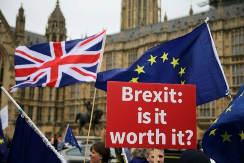 Brexit-in 10 illiyi: Böyük Britaniyanın uğuru, problemləri - ŞƏRH