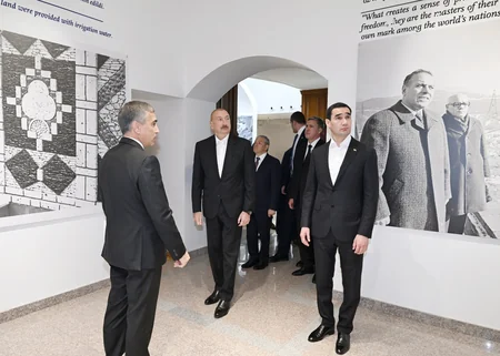 Azərbaycan və Türkmənistan prezidentləri Şuşada Heydər Əliyev və Qarabağ sərgisi ilə tanış olublar