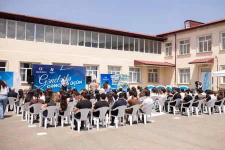 Şəkidə Səyyar Gənclər Xidməti layihəsinin açılışı olub
