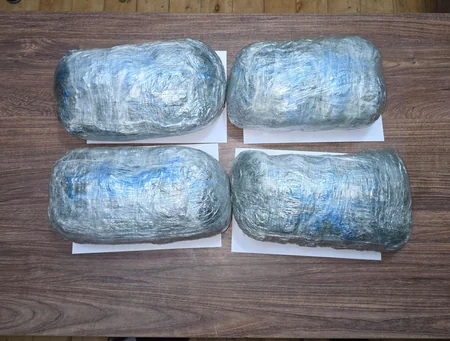 Azerbaijan State Border Service seizes 41 kg of narcotics on Iran border
