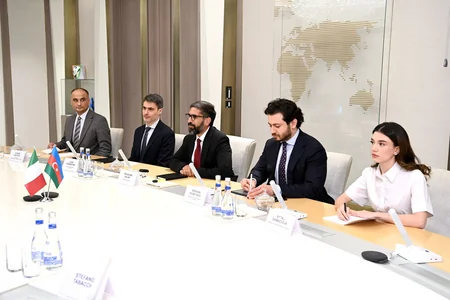 Azərbaycan İtaliya ilə enerji təhlükəsizliyi və investisiya layihələrini müzakirə edib