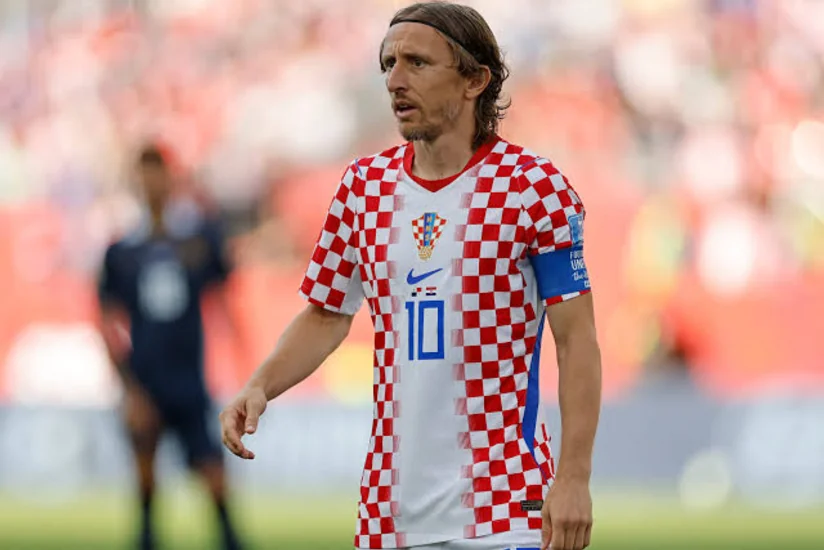 Luka Modriç futbol tarixində yığmada 200 oyun keçirən 4-cü oyunçu olub