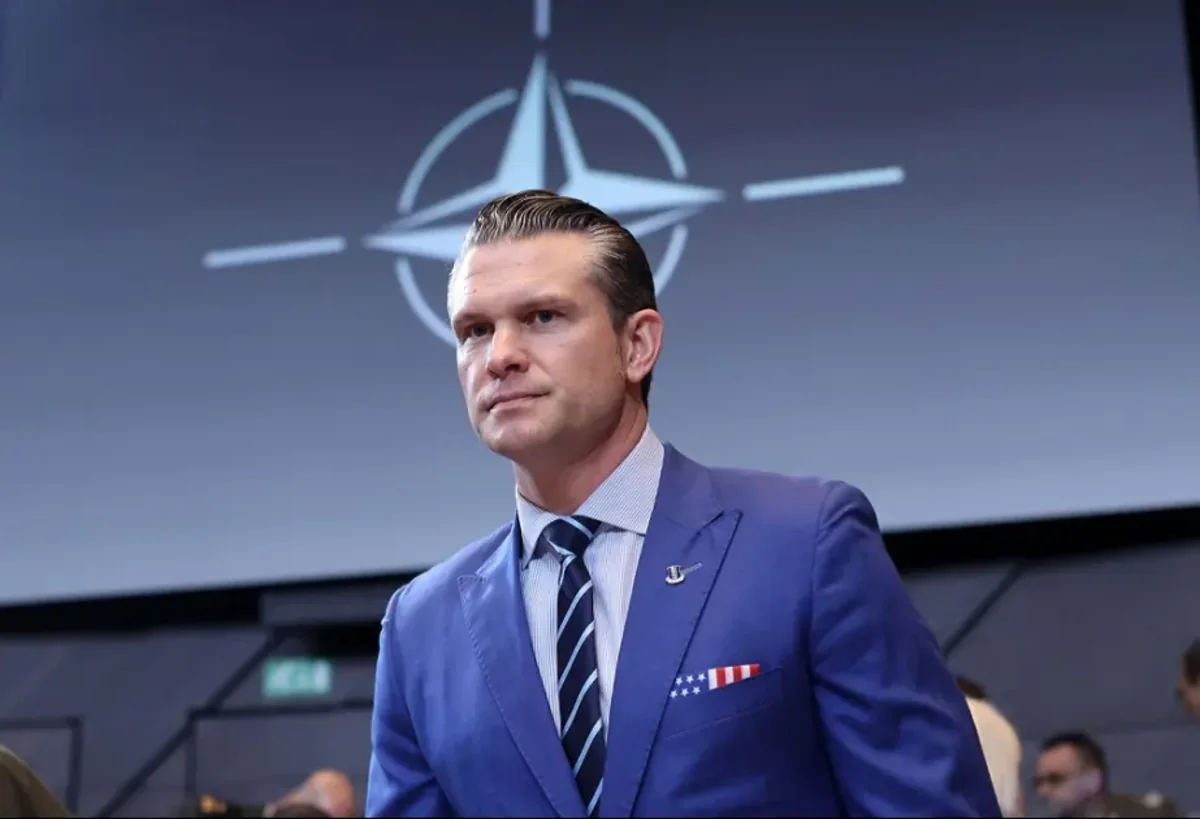 US Secretary of War attends new weapons tests