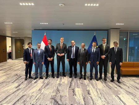 Azərbaycan və Niderland XİN-ləri arasında konsulluq sahəsi üzrə ilk iclas baş tutub