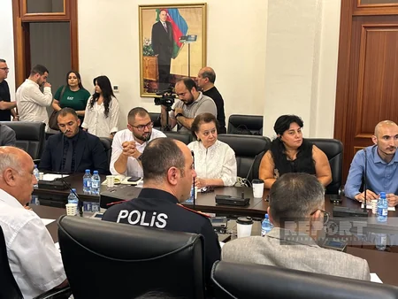 Müasir şəhərsalmada piyada təhlükəsizliyi layihəsi çərçivəsində ictimai müzakirə keçirilib