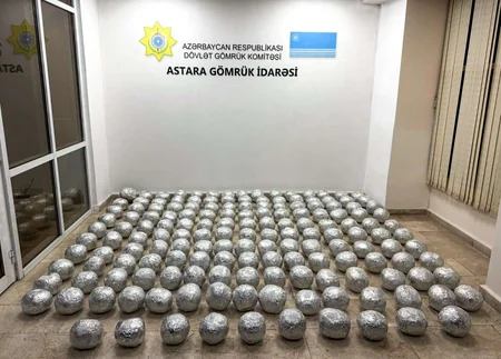 Azərbaycan gömrüyü gül kələmi yükündə 90 kq-dan çox narkotik vasitə aşkar edib
