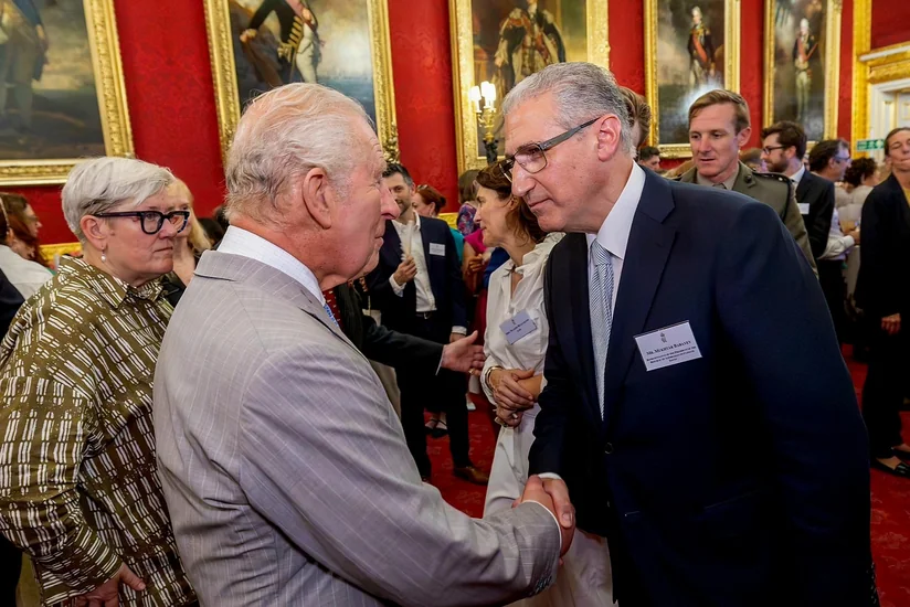 King Charles III speaks with Mukhtar Babayev at forum in UK