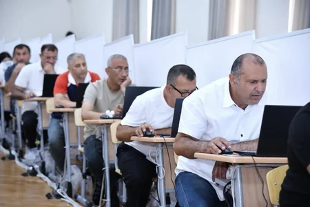 Müəllimlərin sertifikatlaşdırılmasının test imtahanı mərhələsi başa çatıb