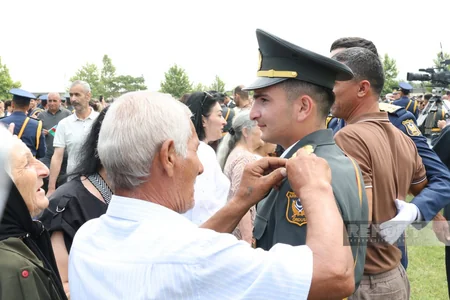 Heydər Əliyev adına Hərbi İnstitutda buraxılış mərasimi keçirilib