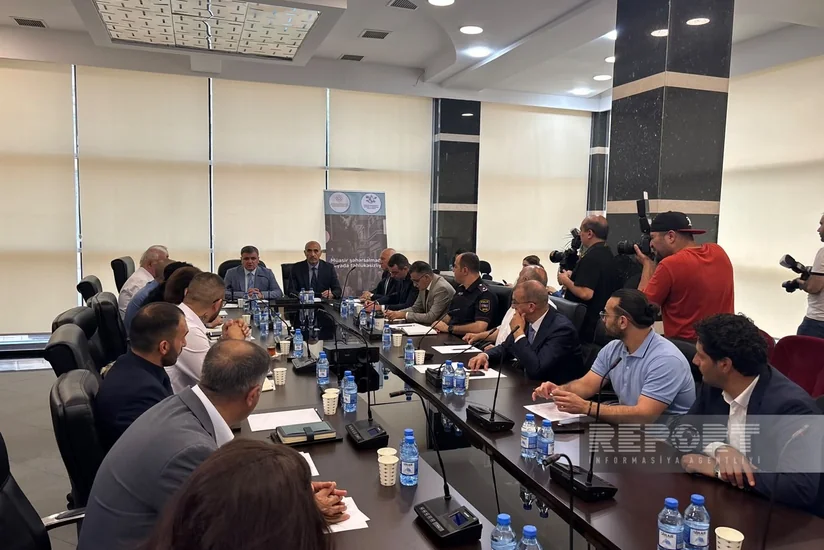 Müasir şəhərsalmada piyada təhlükəsizliyi layihəsi çərçivəsində ictimai müzakirə keçirilib