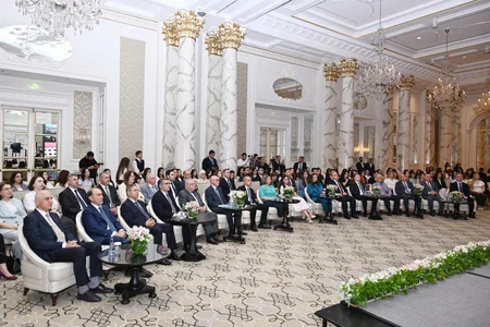 Qızların təhsilinə dəstək layihəsinin II Məzun Günü keçirilib