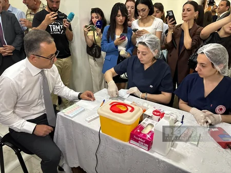 İlahiyyat İnstitutunda qanvermə aksiyası keçirilir