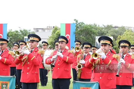 Heydər Əliyev adına Hərbi İnstitutda buraxılış mərasimi keçirilib