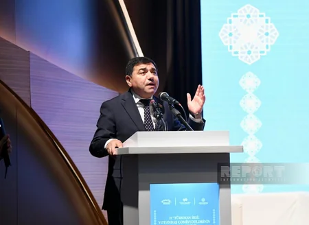 Baku hosts forum on Turkman heritage