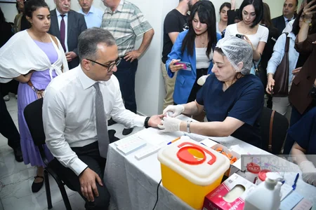 İlahiyyat İnstitutunda qanvermə aksiyası keçirilir