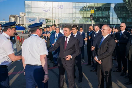 AZAL-ın ilk yeni nəsil Airbus A321neo təyyarəsi Bakıya çatıb