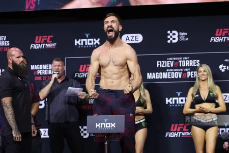 Bakıdakı UFC turnirindən əvvəl döyüşçülər üz-üzə gəliblər