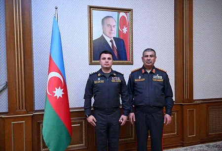 Müdafiə Nazirliyinin hərbçilərinə ali hərbi rütbələr təqdim edilib