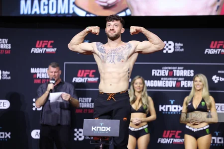 Bakıdakı UFC turnirindən əvvəl döyüşçülər üz-üzə gəliblər